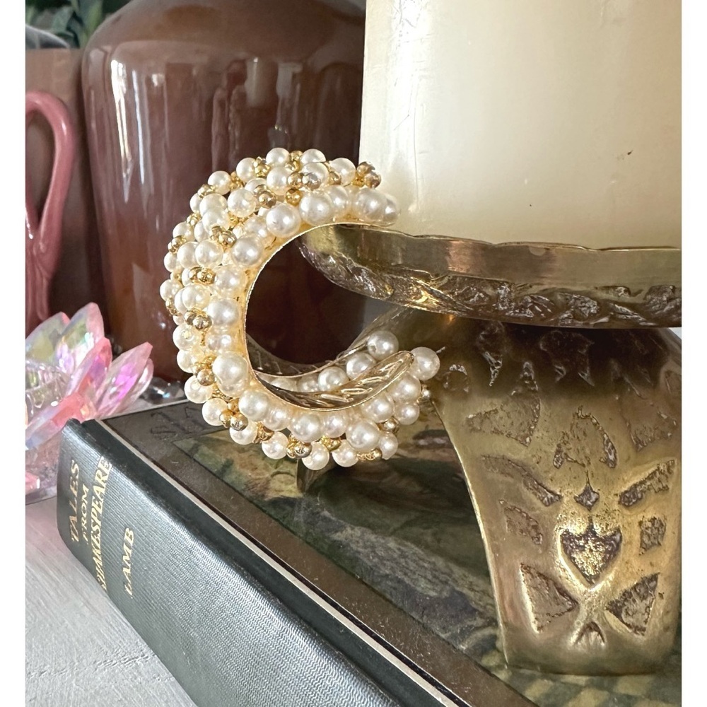 Faux pearl cluster hoop earrings